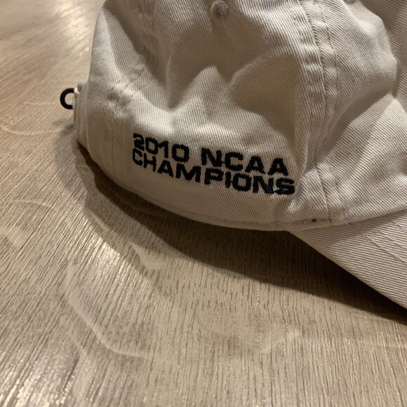 Boston College Hockey 2010 NCAA Champions Ahead Extreme Adjustable Hat Adult - Picture 4 of 8